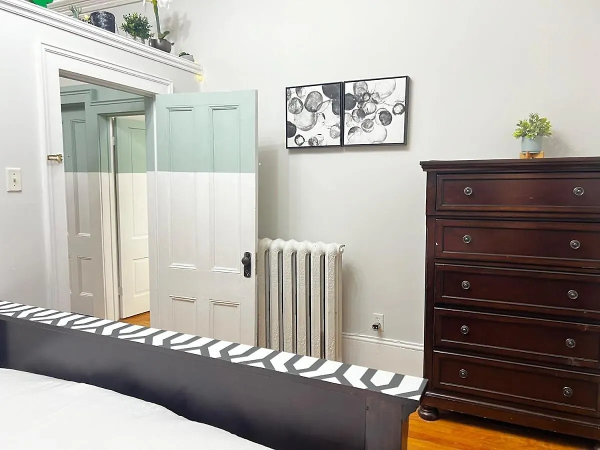 Apartment Timeless Comfort Downtown Halifax Living, Unit 2